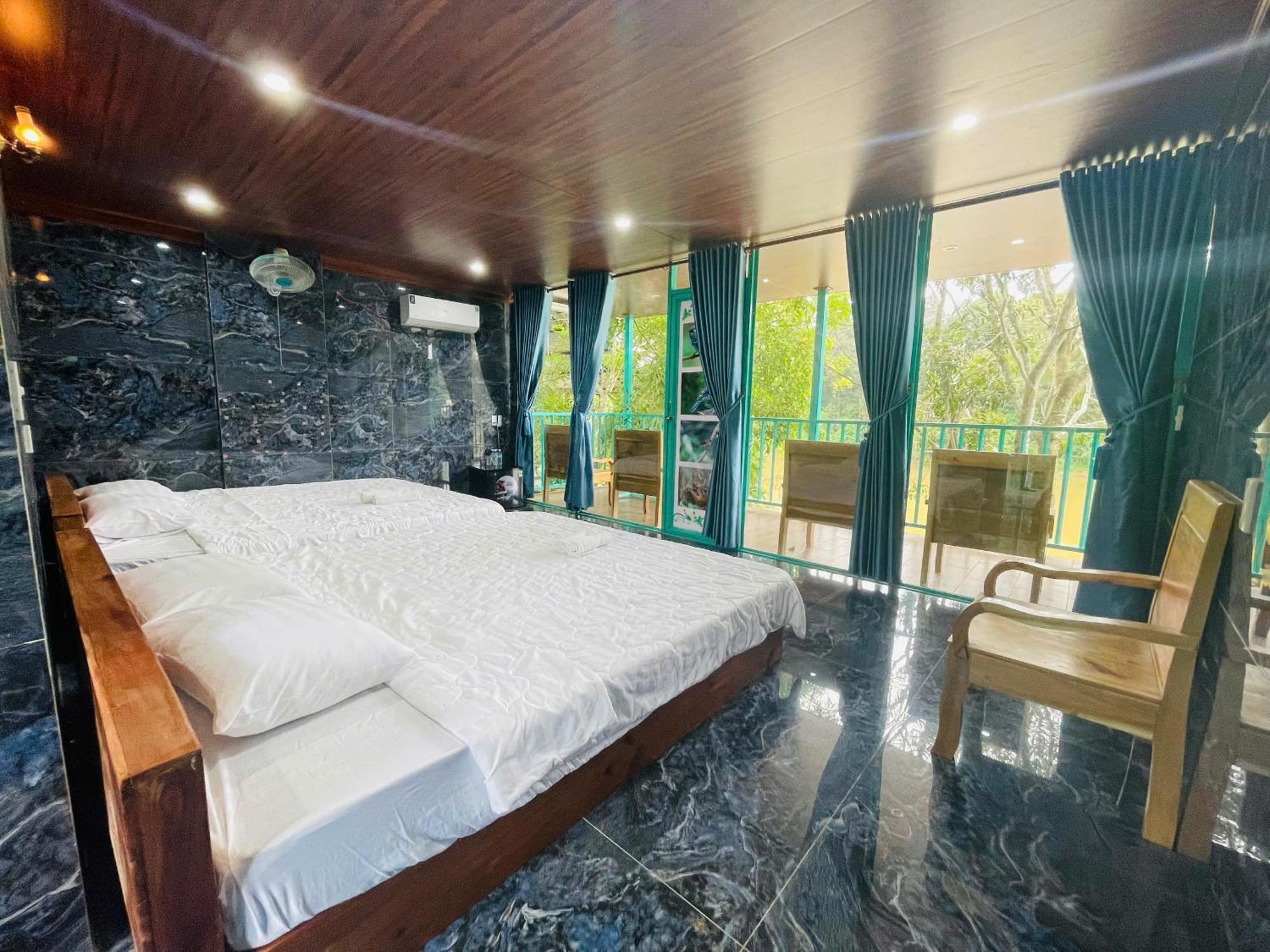 Cat Tien River Lodge Екстер'єр фото