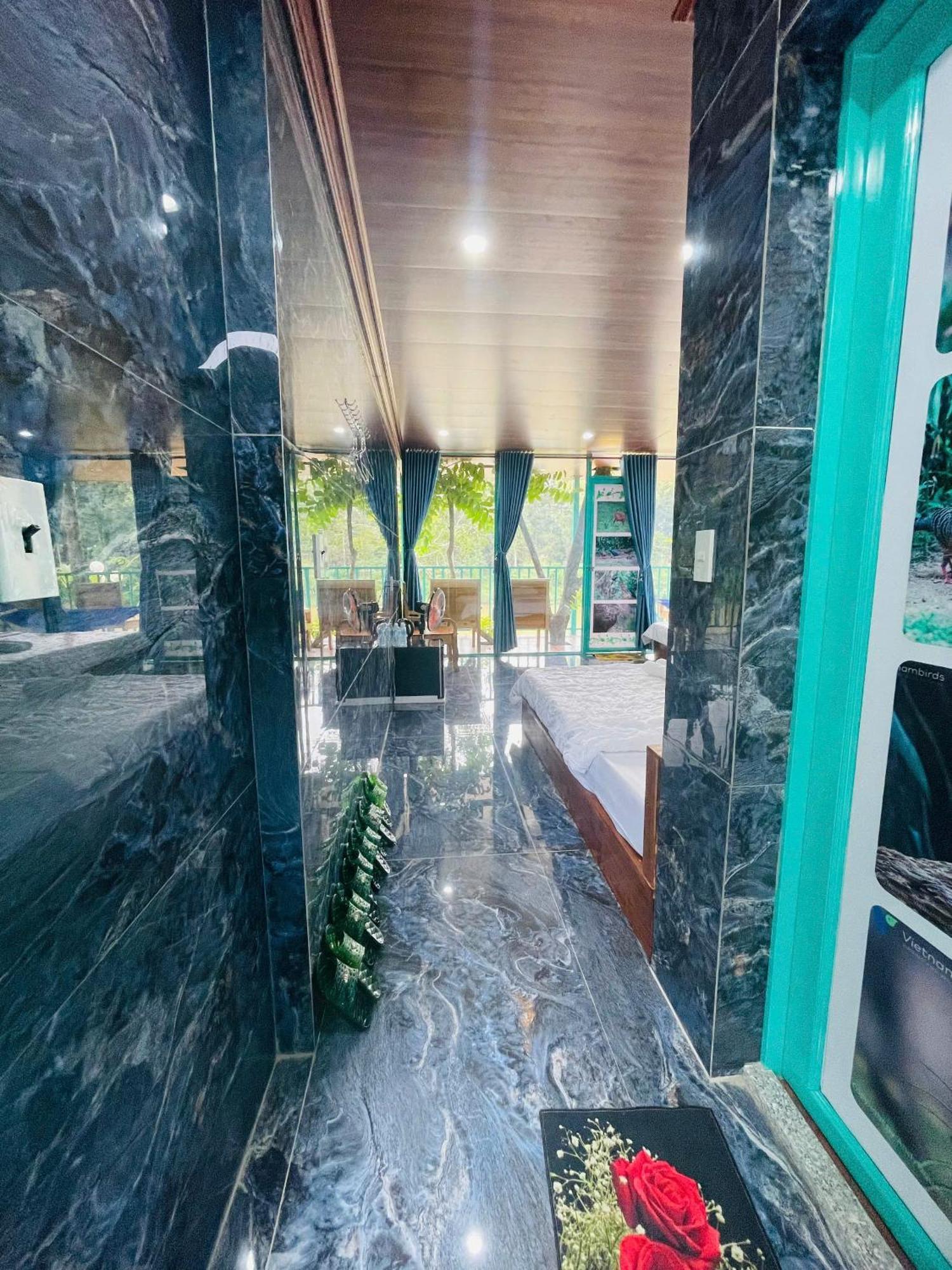 Cat Tien River Lodge Екстер'єр фото